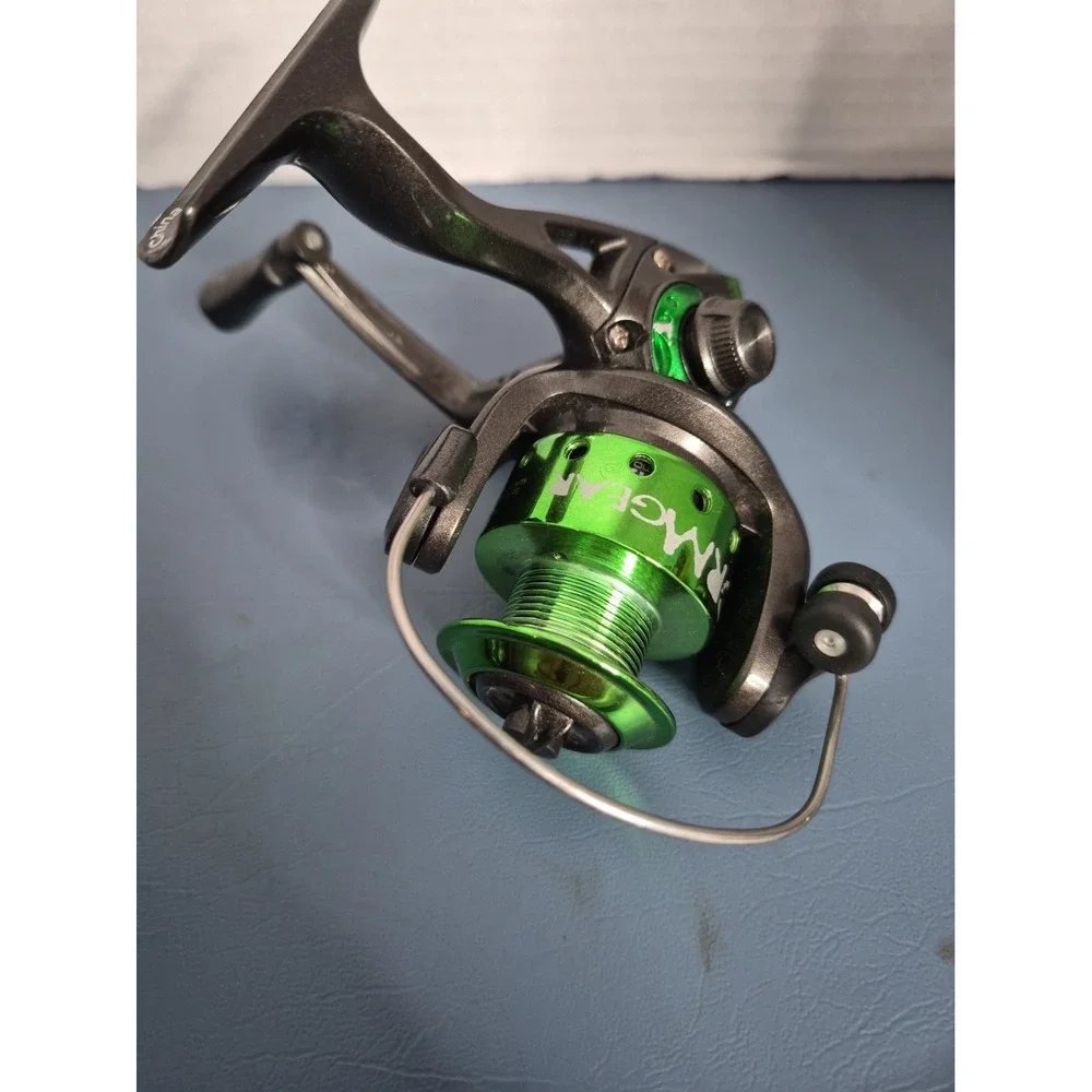 Wormgear Spinning Reel